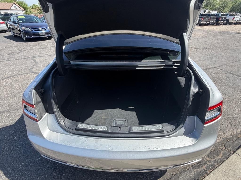 Lincoln Continental Reserve AWD 2019