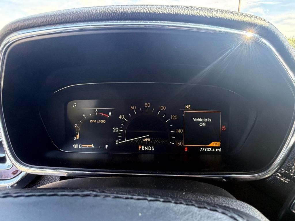 Lincoln Continental Reserve AWD 2019