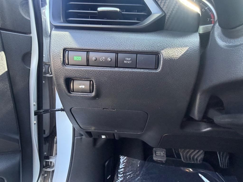Nissan Sentra S 2024