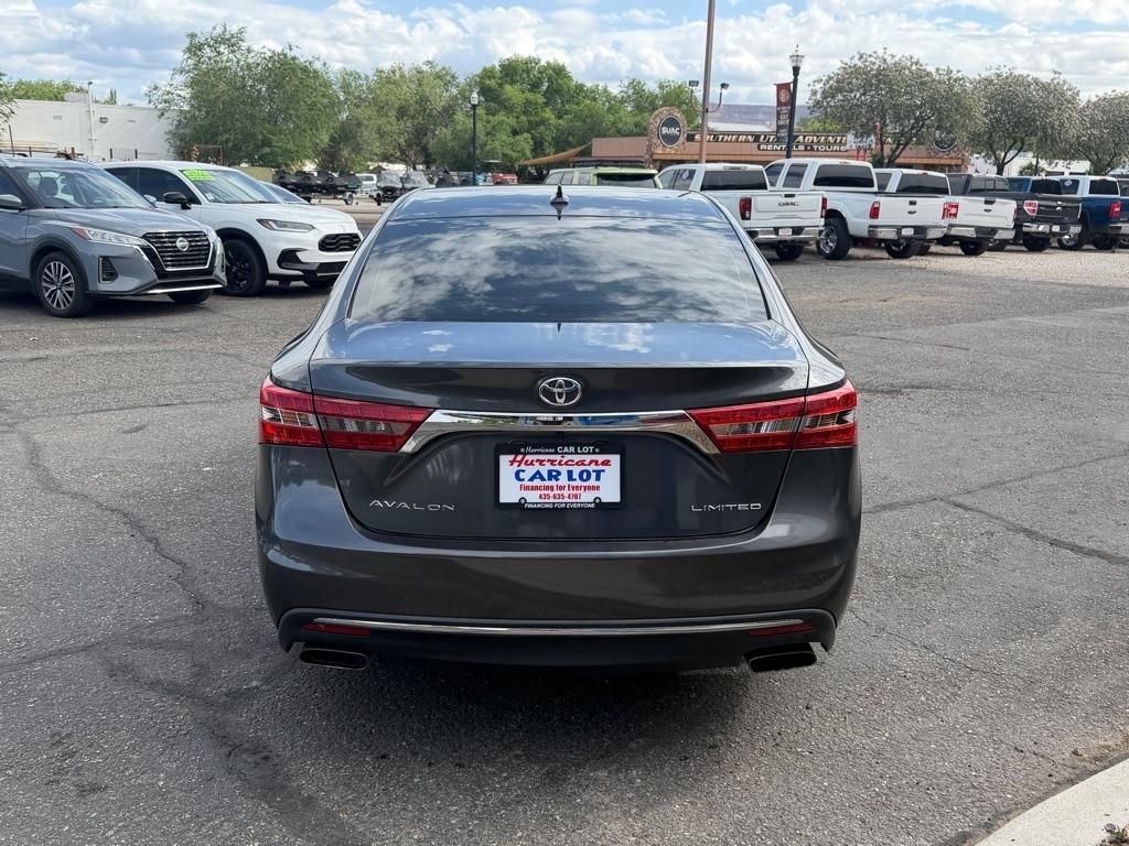 Toyota Avalon XLE 2017