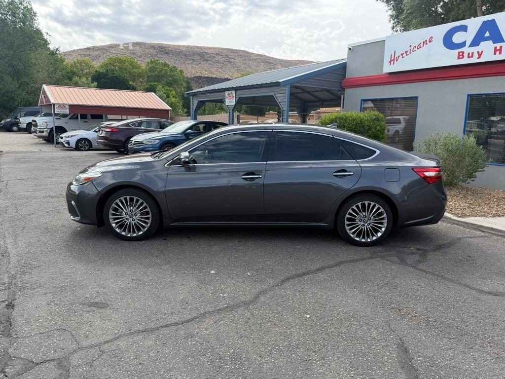 Toyota Avalon XLE 2017