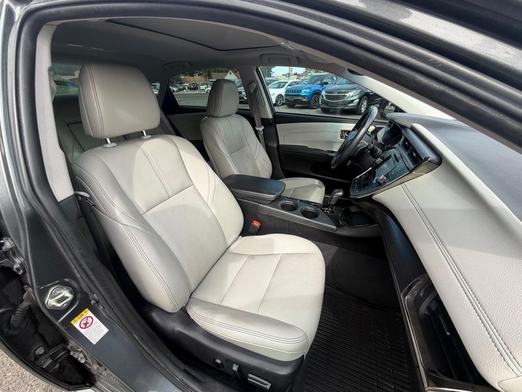 Toyota Avalon XLE 2017