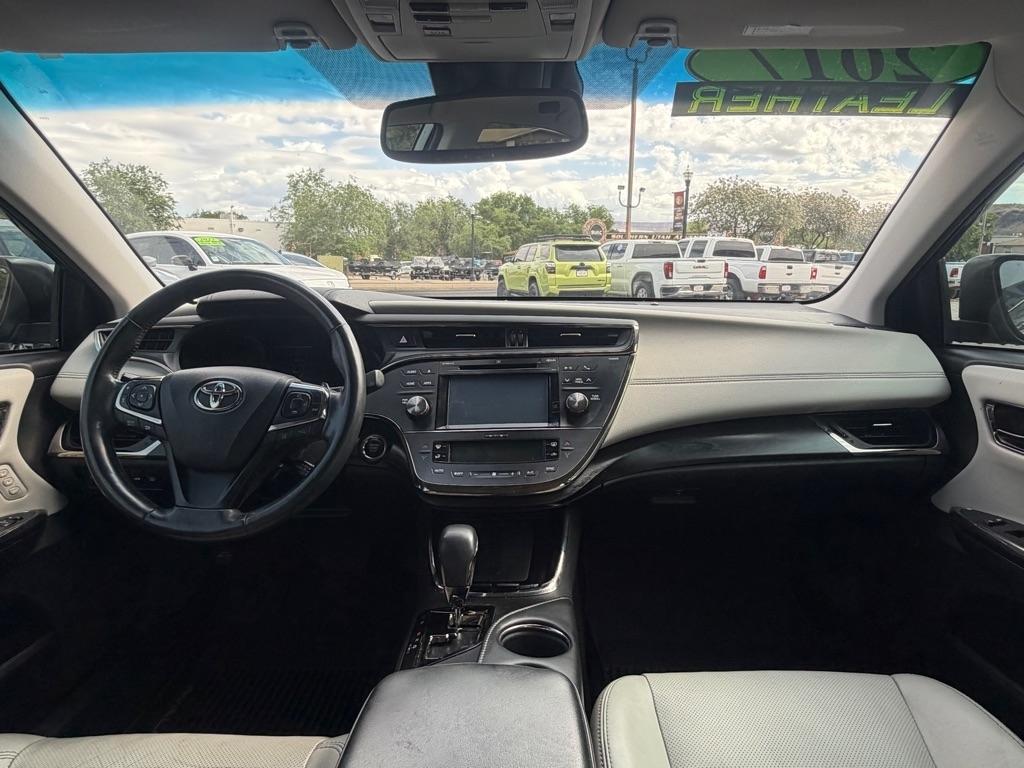 Toyota Avalon XLE 2017