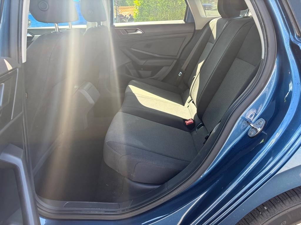 Volkswagen Jetta 1.4T S 8A 2021