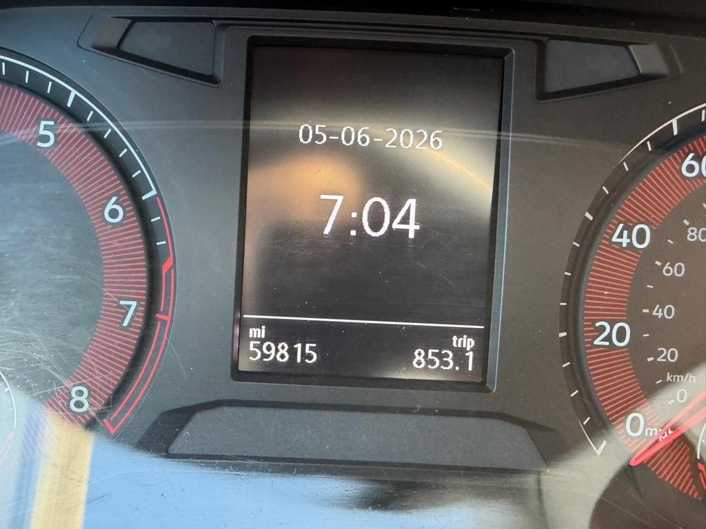 Volkswagen Jetta 1.4T S 8A 2021