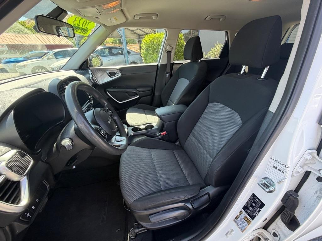 Kia Soul LX CVT 2023