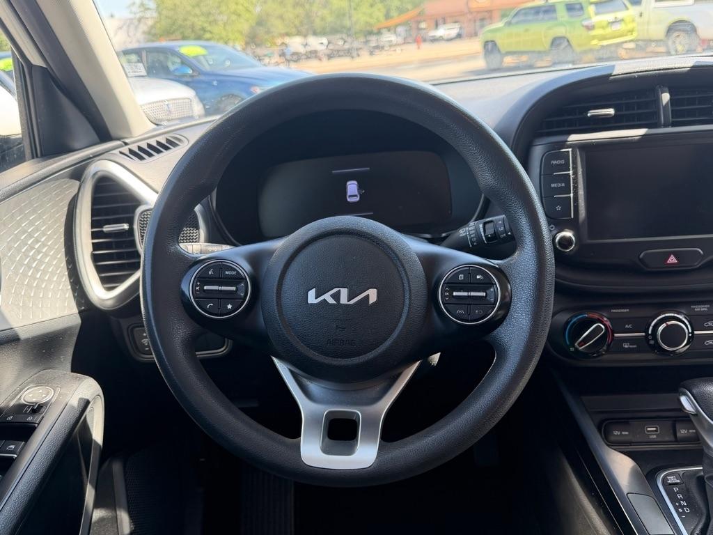 Kia Soul LX CVT 2023