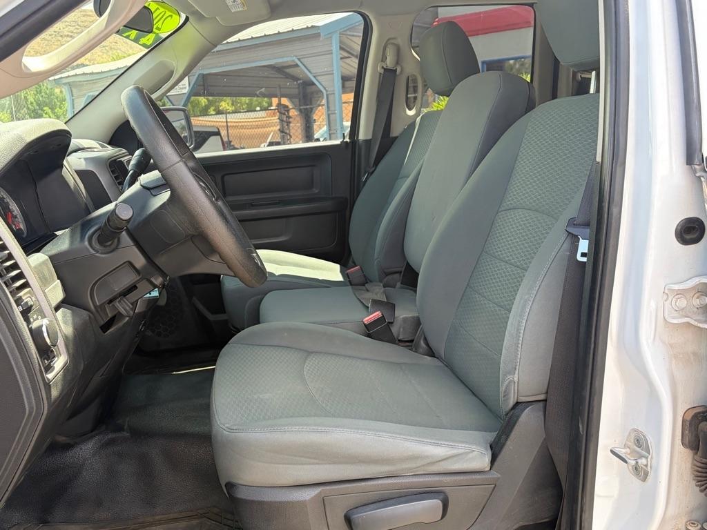 RAM 1500 Tradesman Quad Cab 4WD 2014
