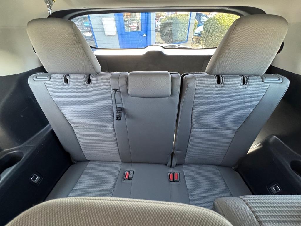 Toyota Highlander LE AWD V6 2021
