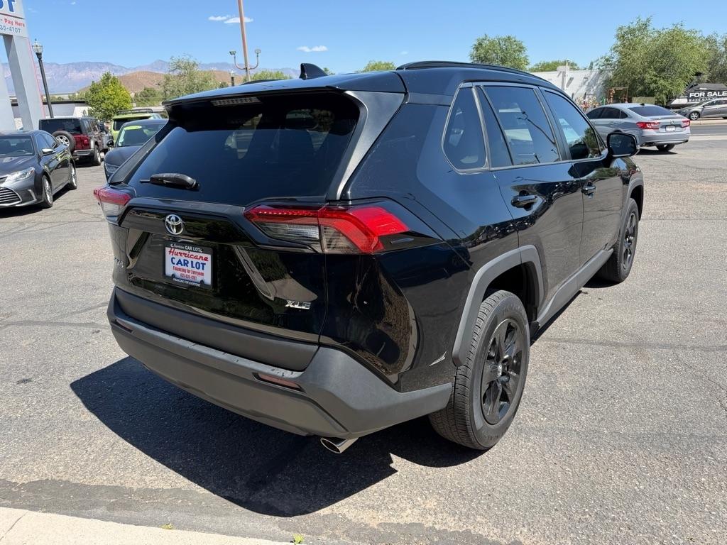 Toyota RAV4 XLE 2020