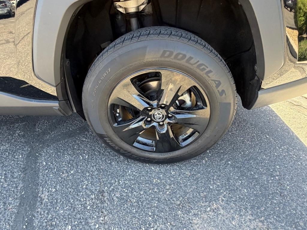 Toyota RAV4 XLE 2020