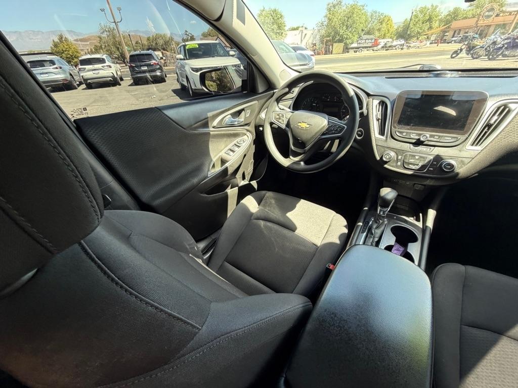 Chevrolet Malibu LS 2022