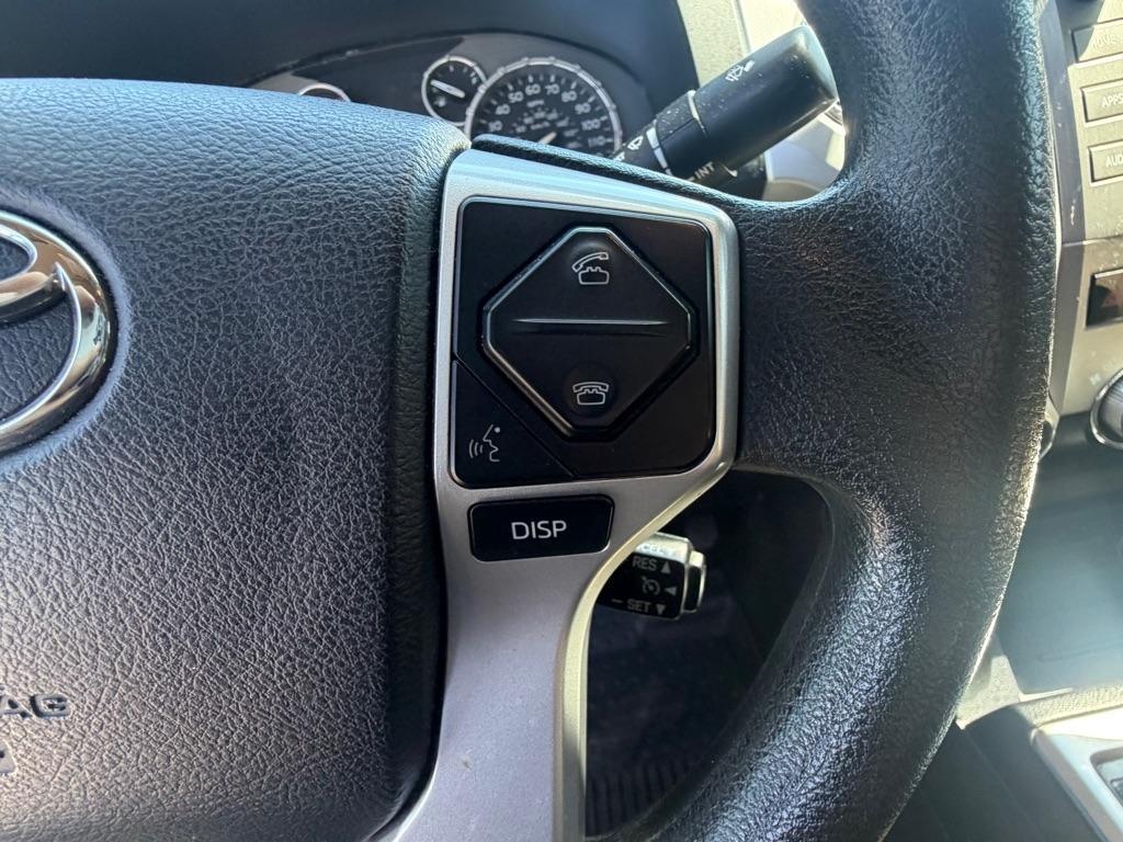 Toyota Tundra SR5 5.7L V8 FFV CrewMax 4WD 2017