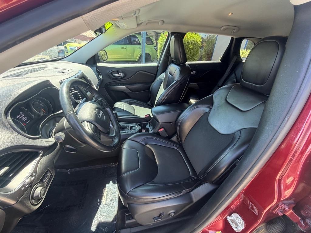 Jeep Cherokee Latitude Plus FWD 2019