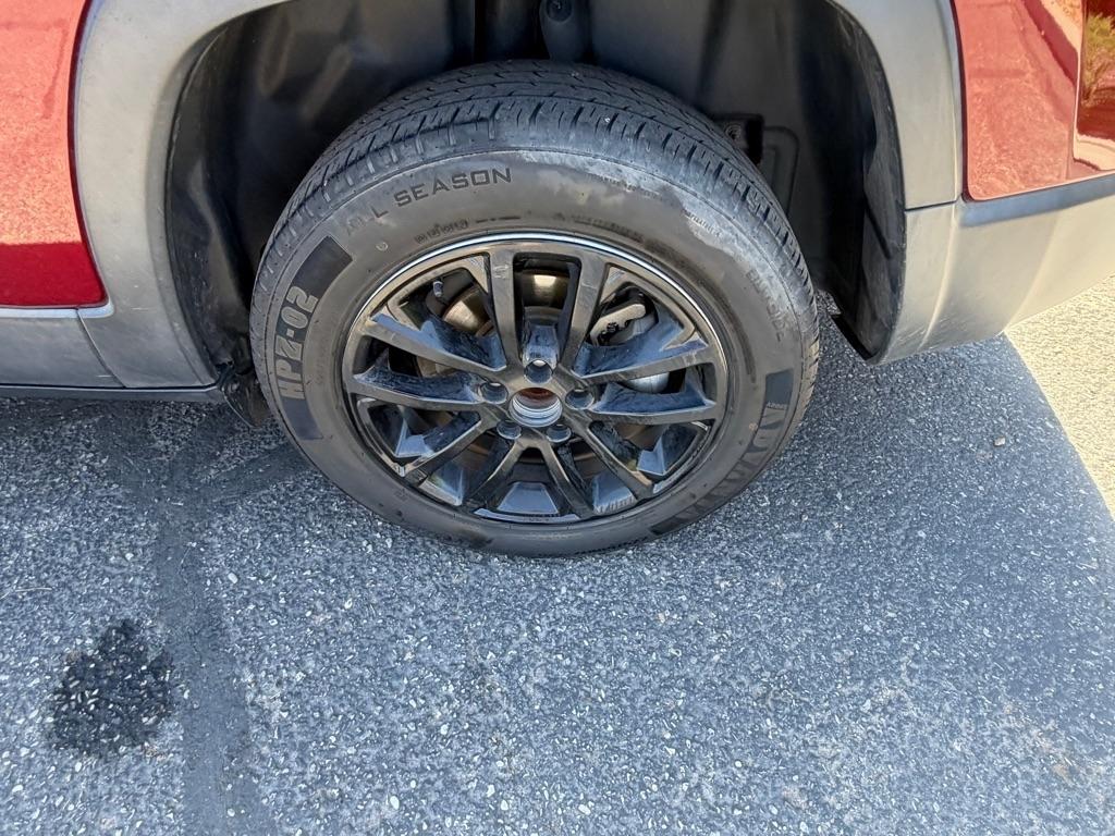Jeep Cherokee Latitude Plus FWD 2019