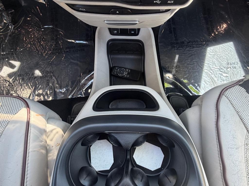 Chrysler Pacifica Limited 2017