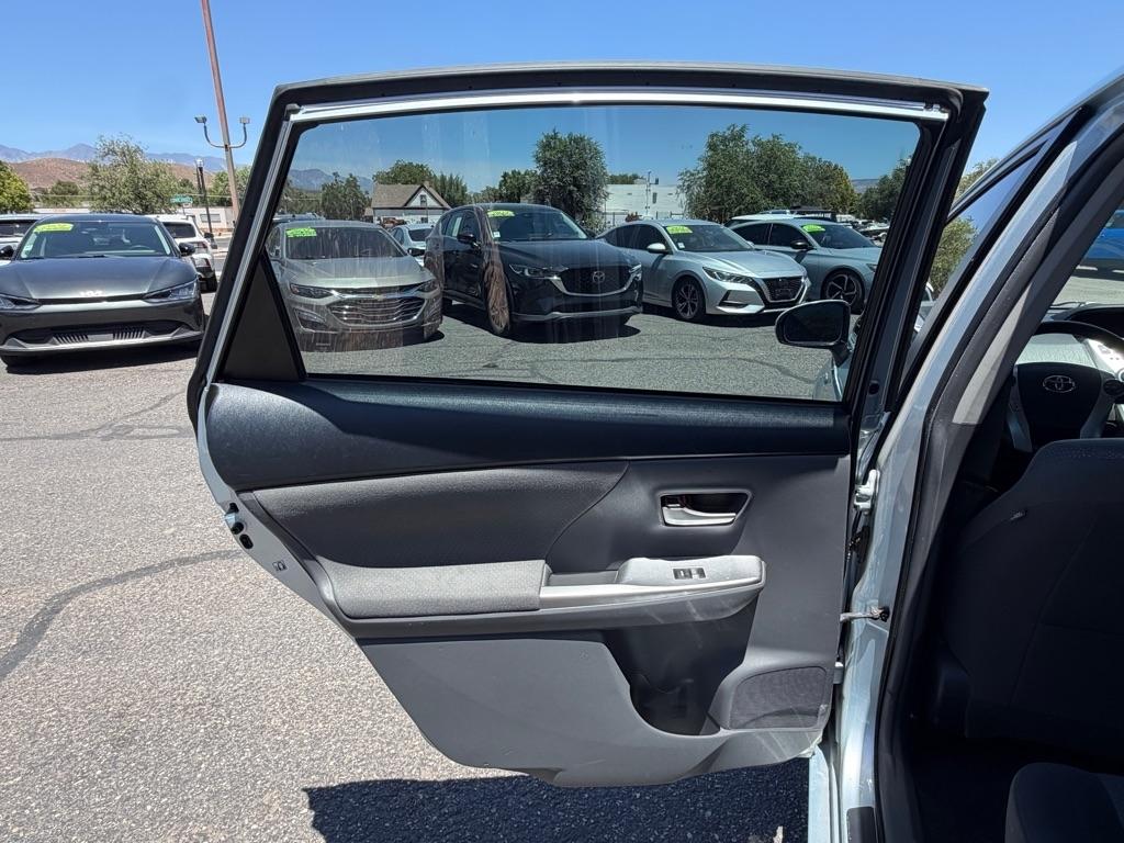 Toyota Prius V Three 2014