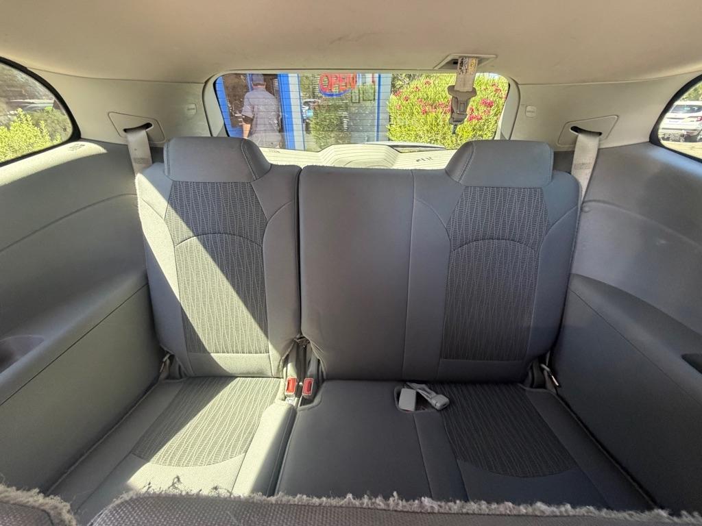 Chevrolet Traverse LS FWD w/PDC 2015