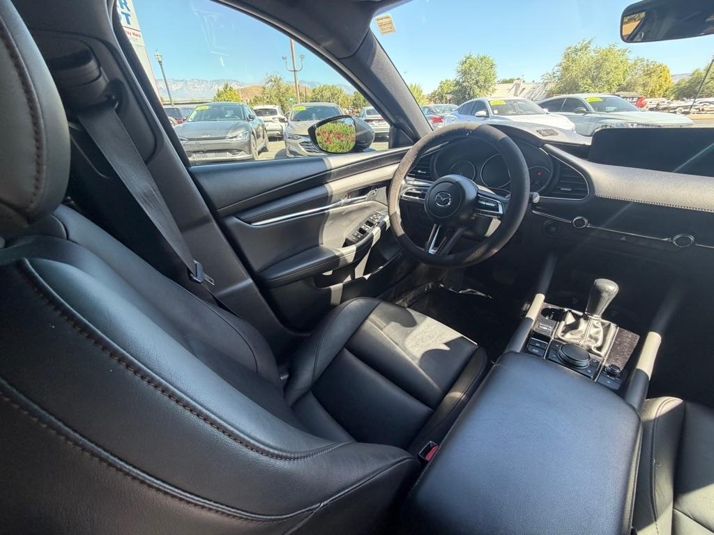 Mazda MAZDA3 Preferred Hatchback 2023