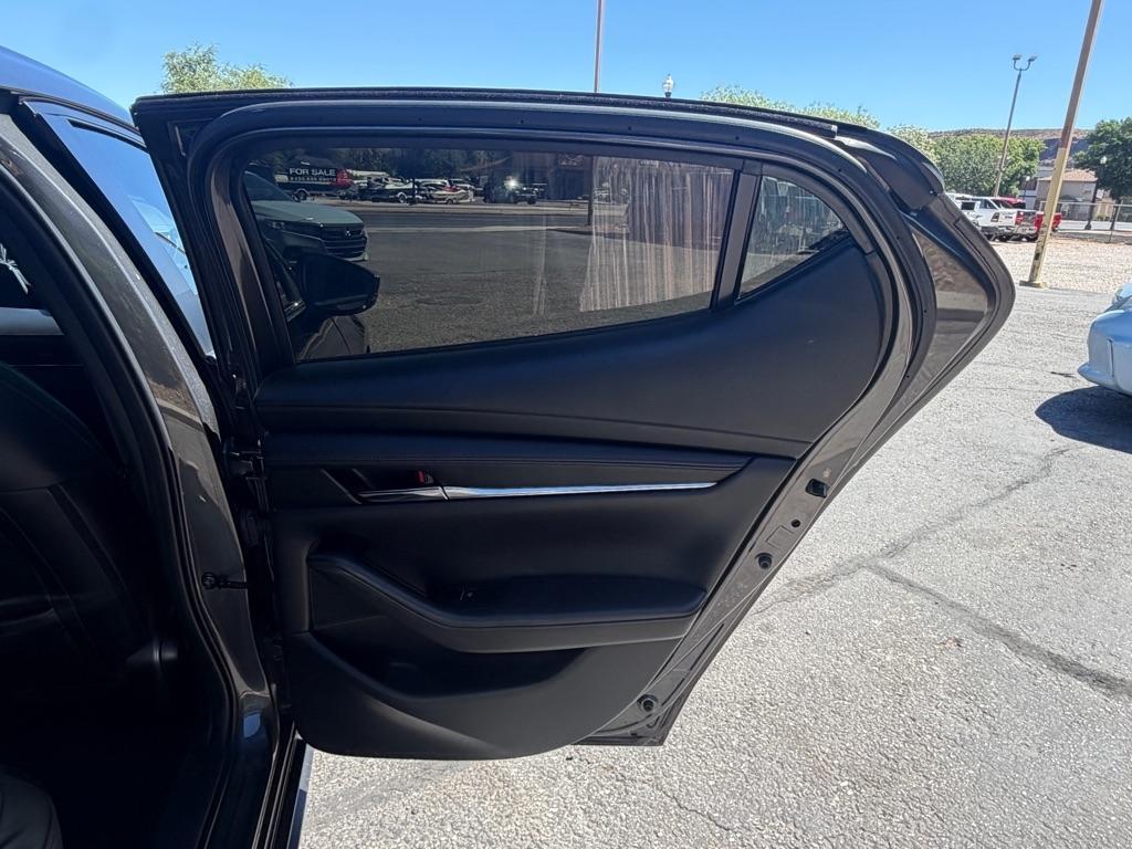 Mazda MAZDA3 Preferred Hatchback 2023