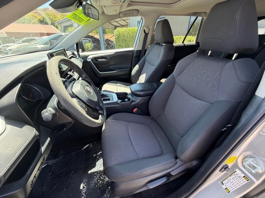 Toyota RAV4 XLE 2019