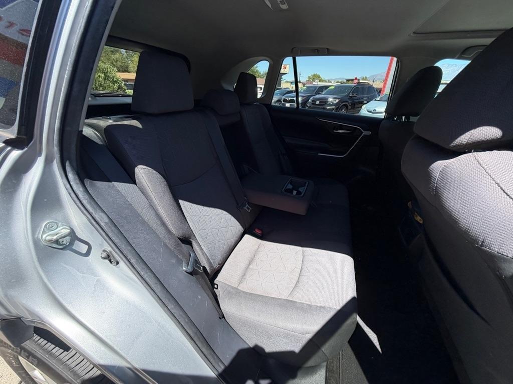 Toyota RAV4 XLE 2019