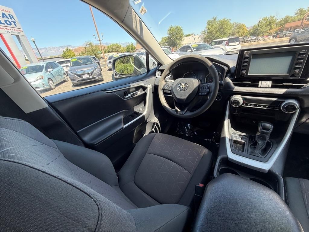 Toyota RAV4 XLE 2019