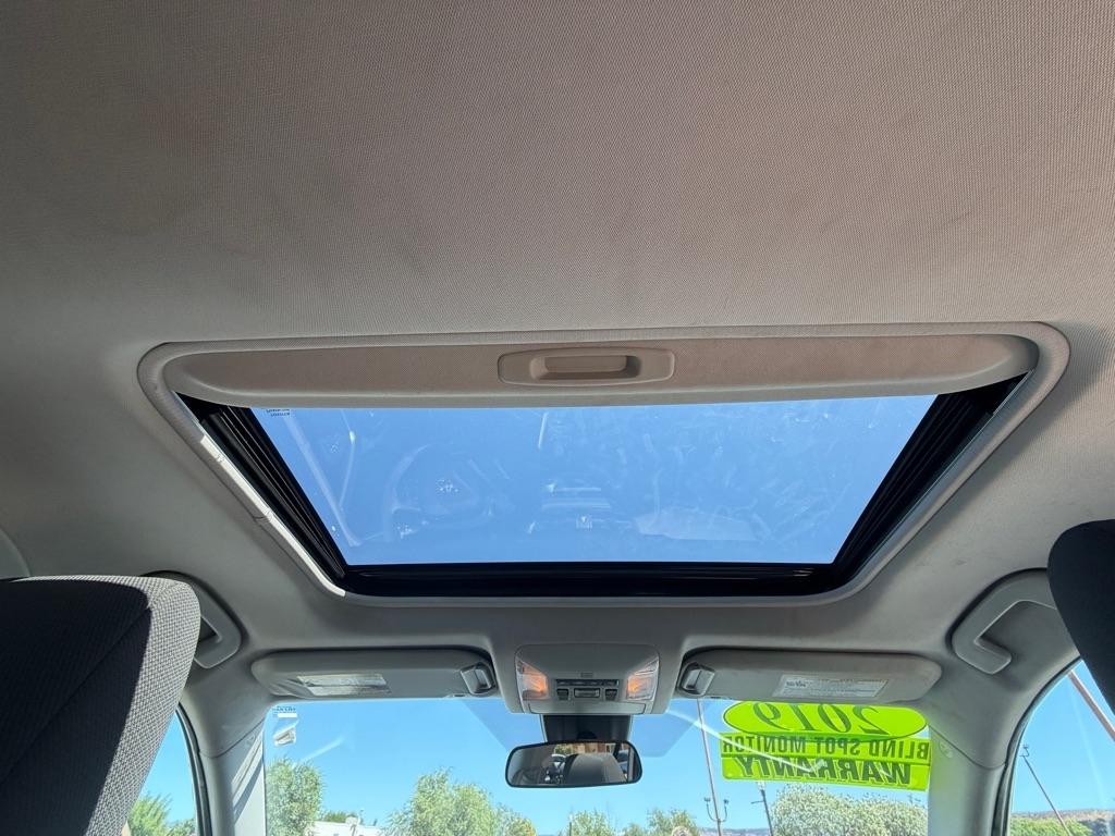 Toyota RAV4 XLE 2019