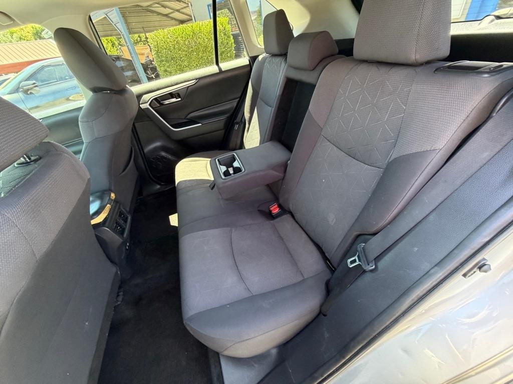 Toyota RAV4 XLE 2019