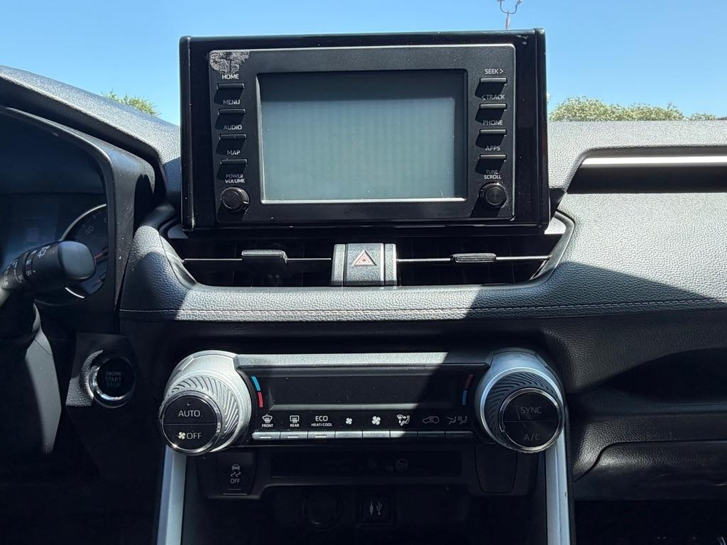 Toyota RAV4 XLE 2019