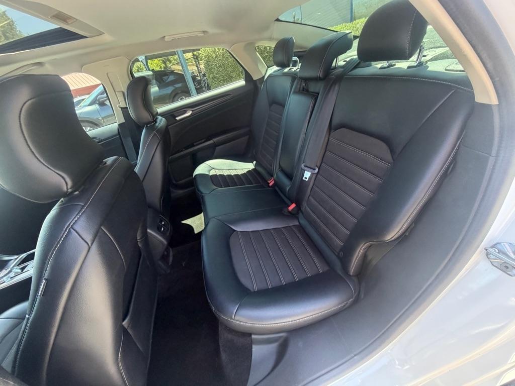 Ford Fusion Hybrid SE 2018