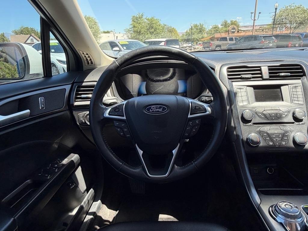 Ford Fusion Hybrid SE 2018