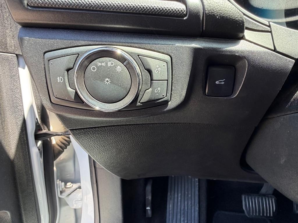 Ford Fusion Hybrid SE 2018