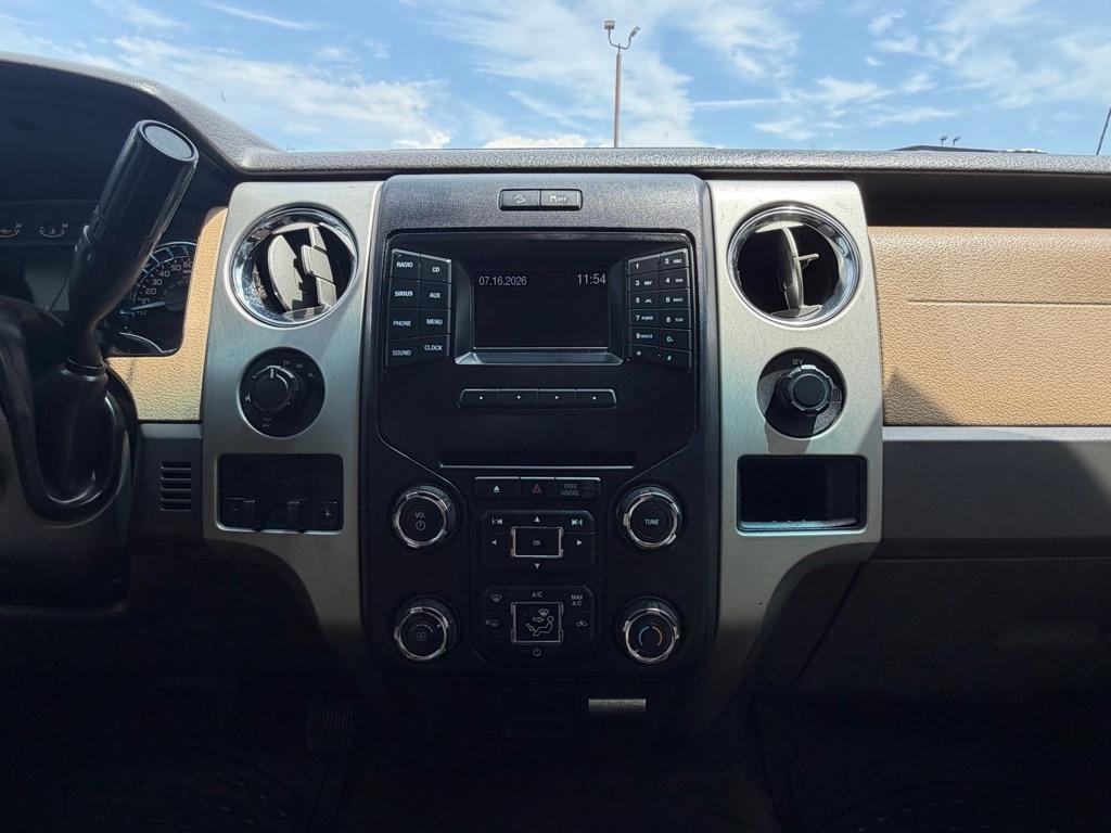 Ford F-150 XL SuperCrew 5.5-ft. Bed 4WD 2014
