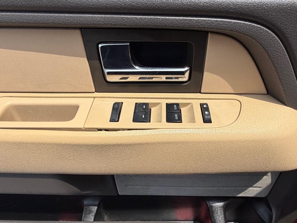 Ford F-150 XL SuperCrew 5.5-ft. Bed 4WD 2014