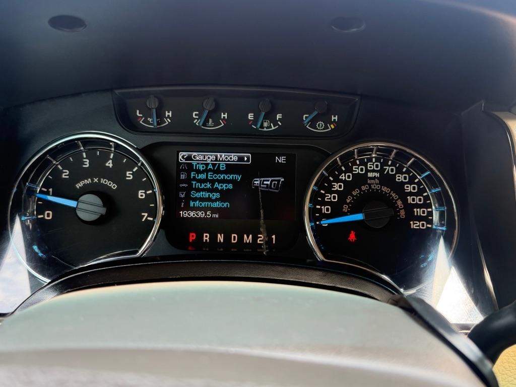 Ford F-150 XL SuperCrew 5.5-ft. Bed 4WD 2014