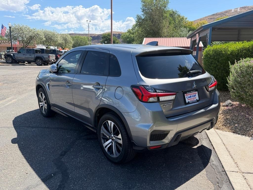 Mitsubishi Outlander Sport 2.0 ES AWD 2021