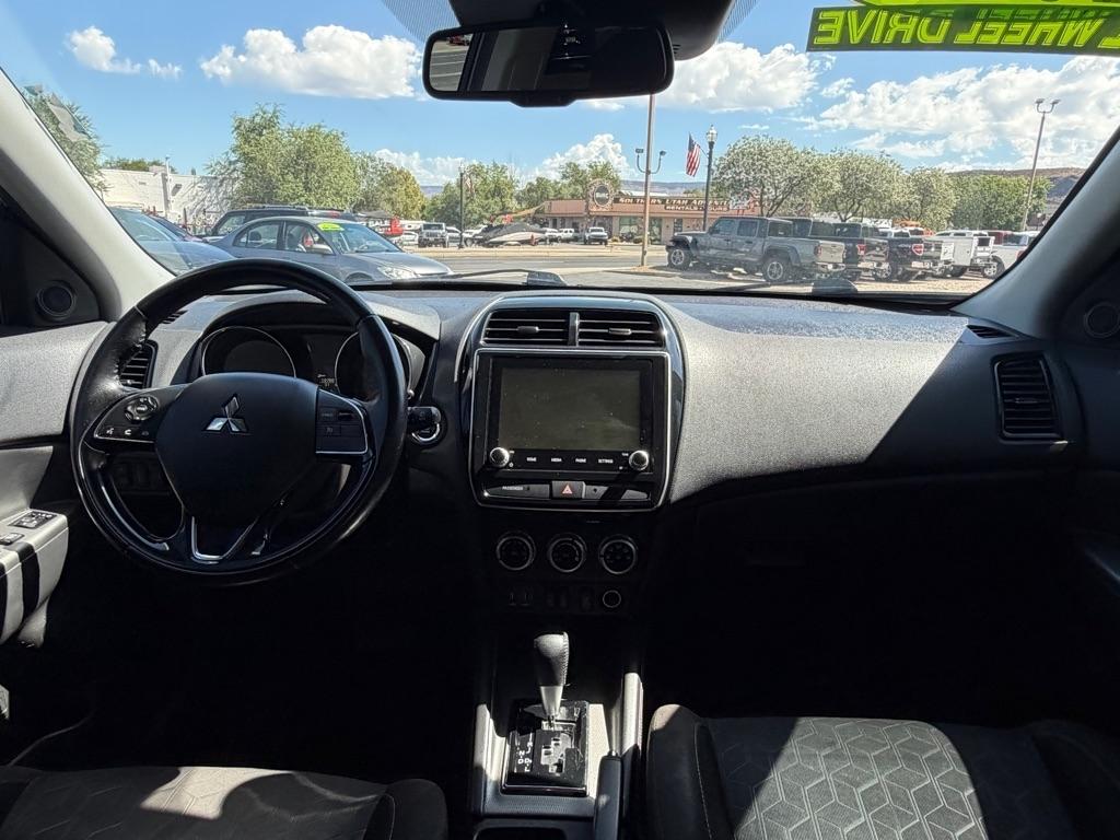 Mitsubishi Outlander Sport 2.0 ES AWD 2021