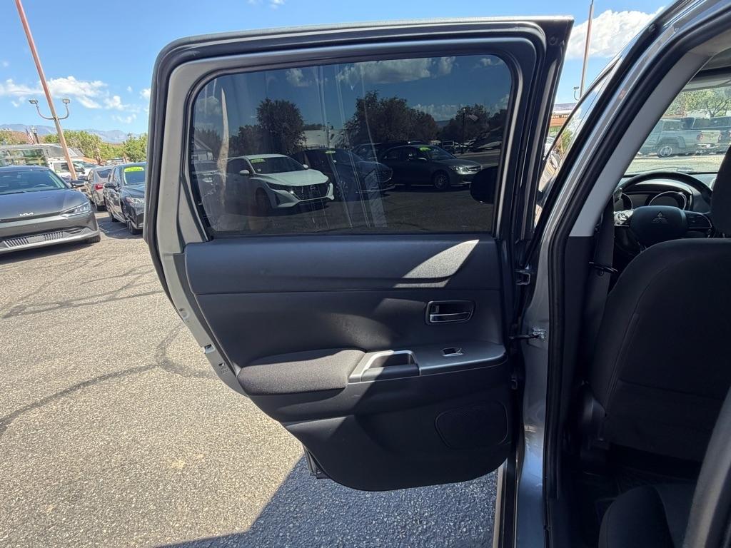 Mitsubishi Outlander Sport 2.0 ES AWD 2021