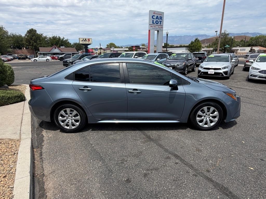 Toyota Corolla LE 2021