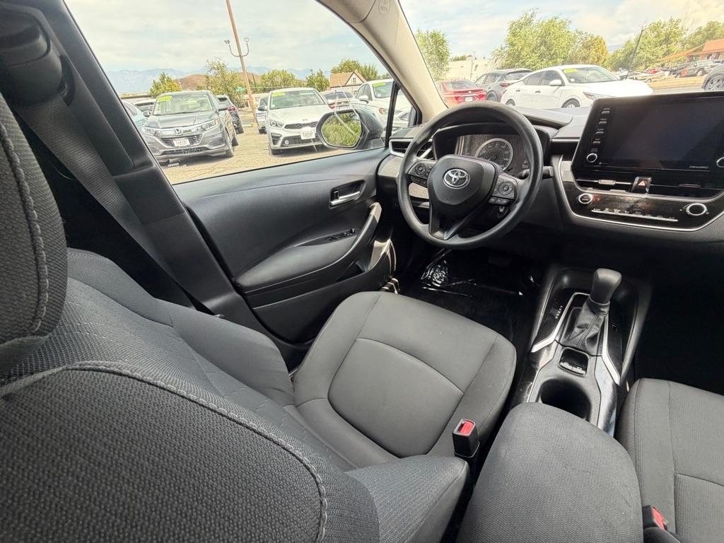 Toyota Corolla LE 2021