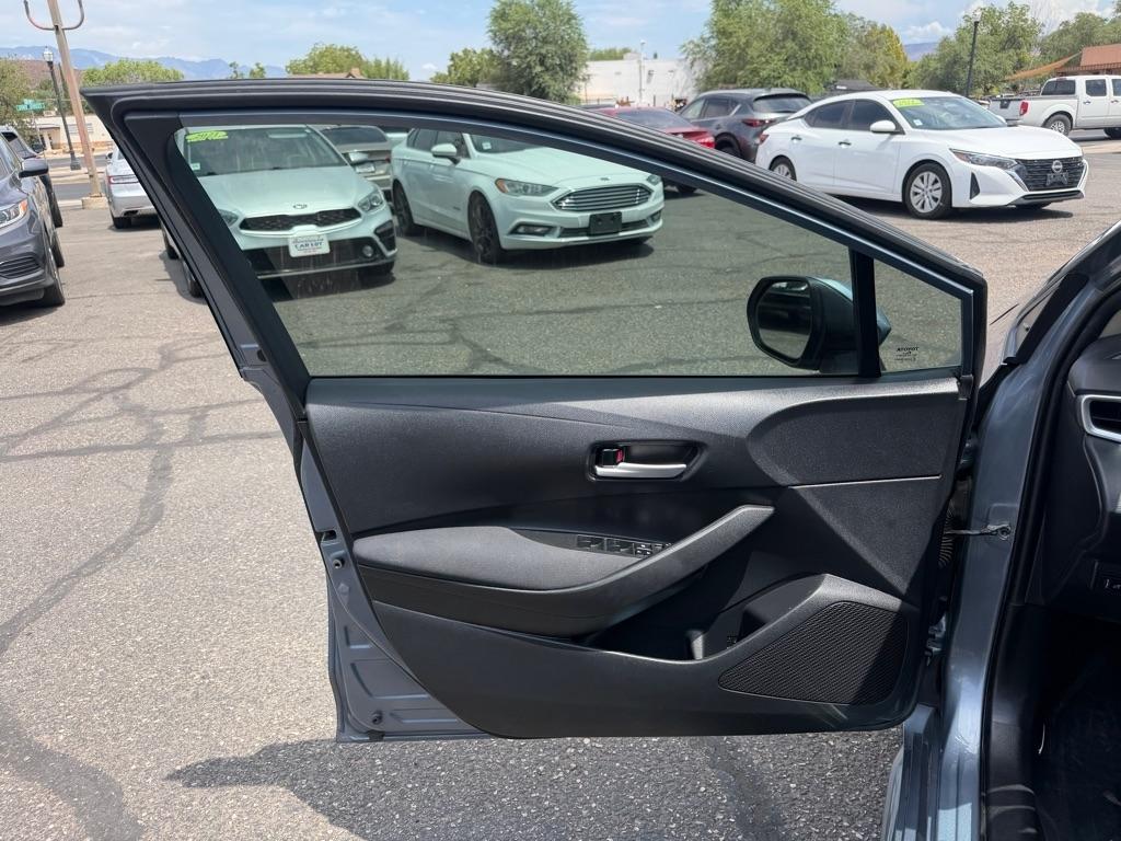 Toyota Corolla LE 2021