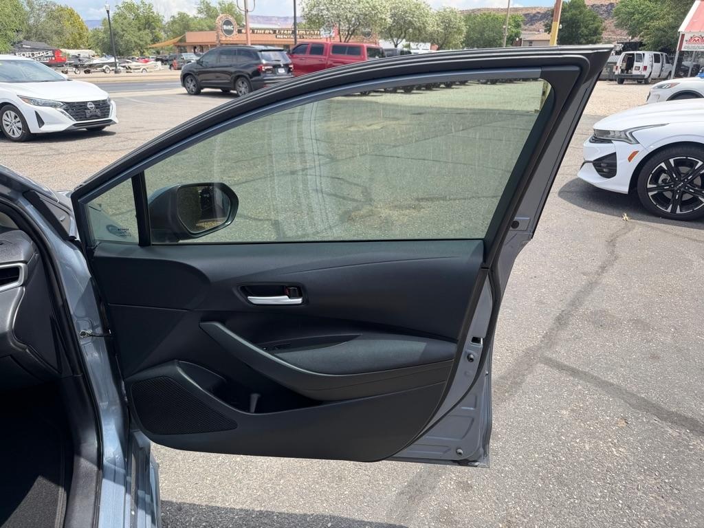 Toyota Corolla LE 2021