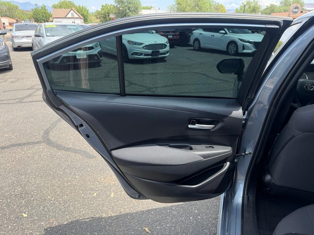 Toyota Corolla LE 2021