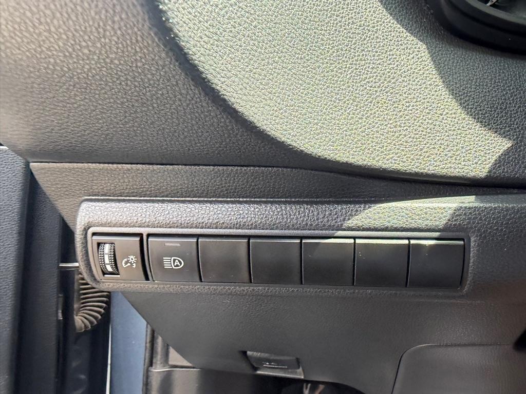 Toyota Corolla LE 2021