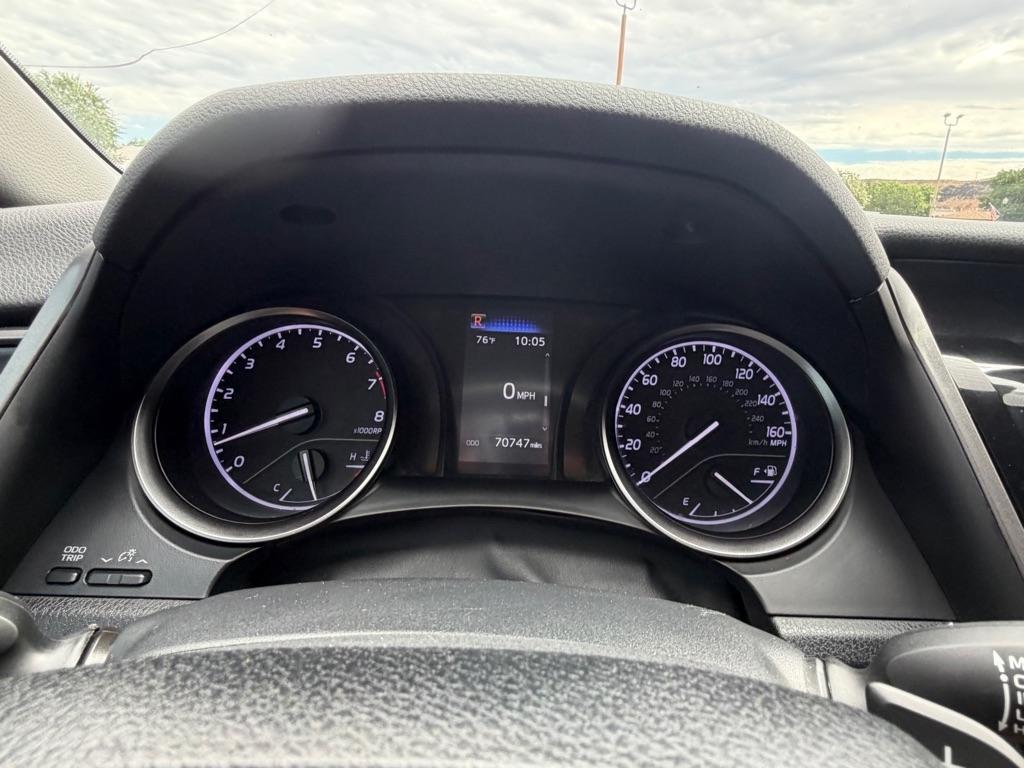 Toyota Camry SE 2023