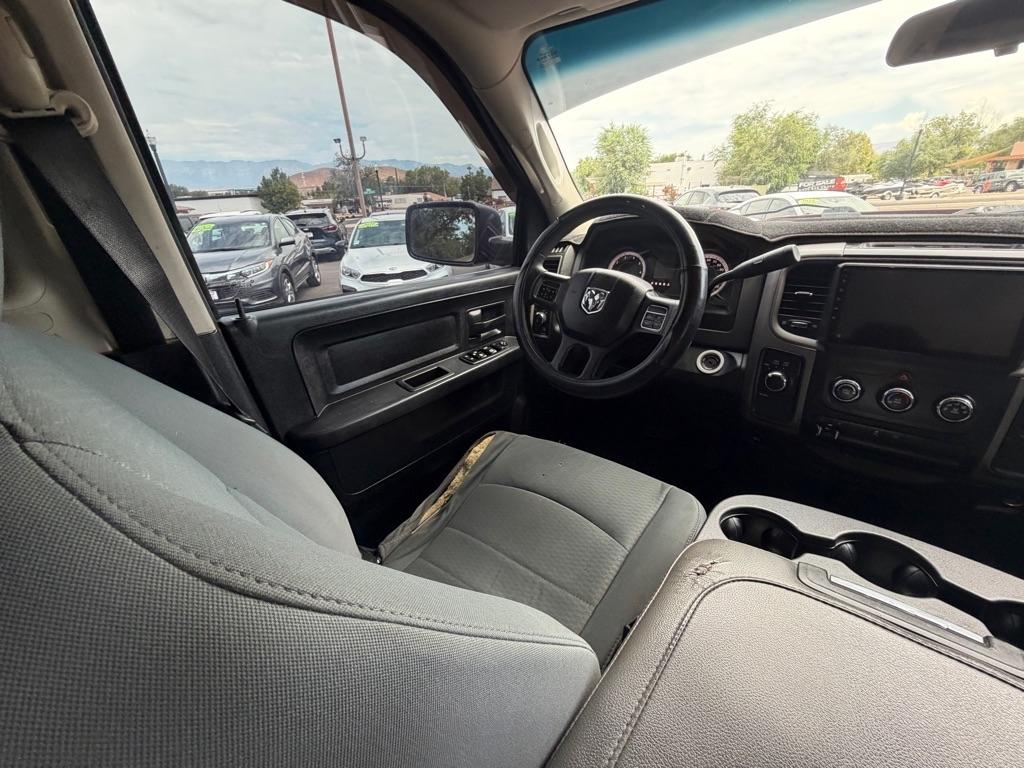 RAM 1500 Tradesman Crew Cab SWB 4WD 2014