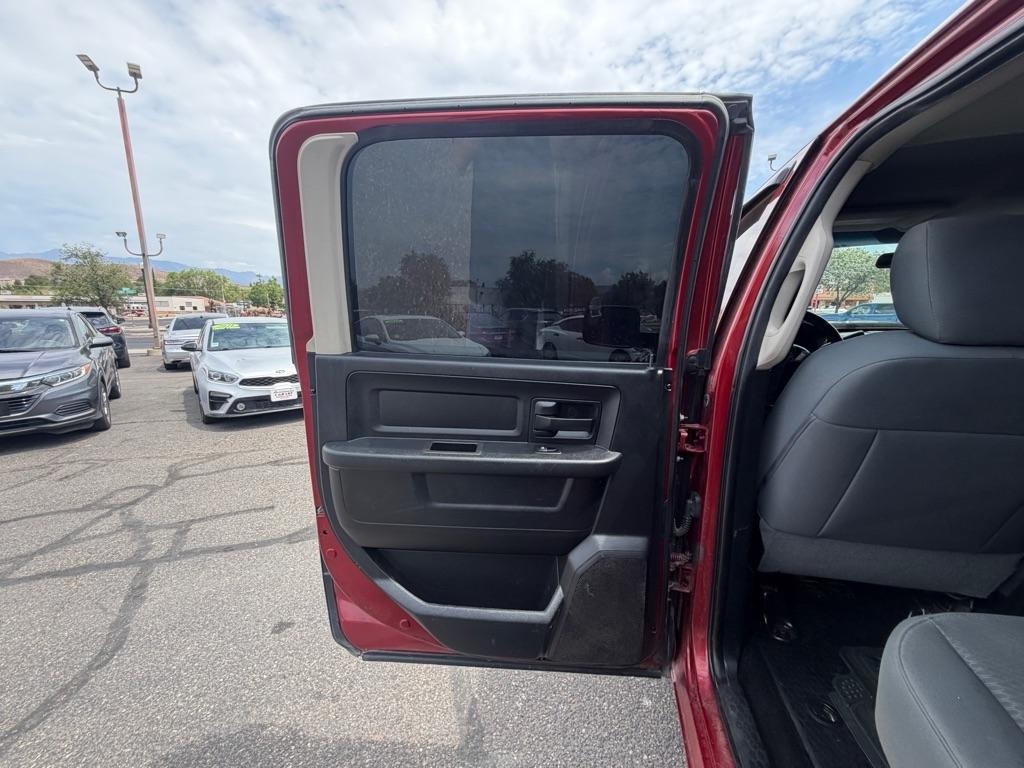 RAM 1500 Tradesman Crew Cab SWB 4WD 2014