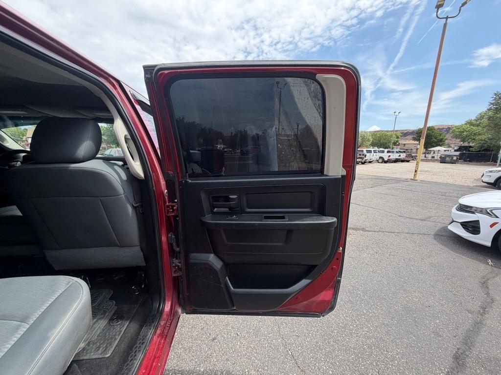 RAM 1500 Tradesman Crew Cab SWB 4WD 2014