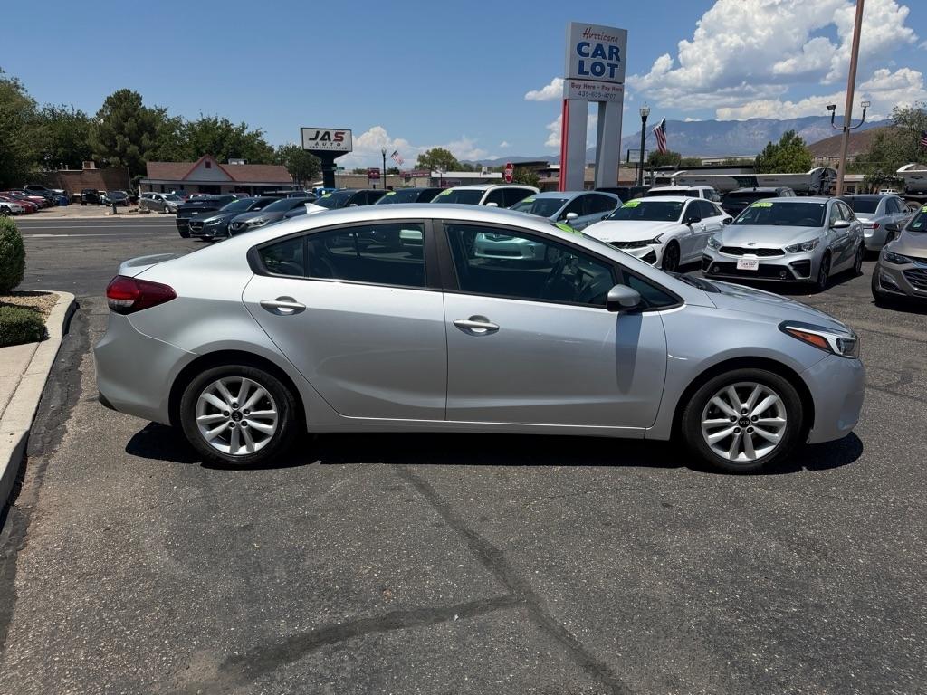 Kia Forte LX 6A 2017